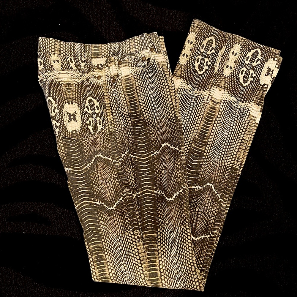 Roberto Cavalli size 42 jean